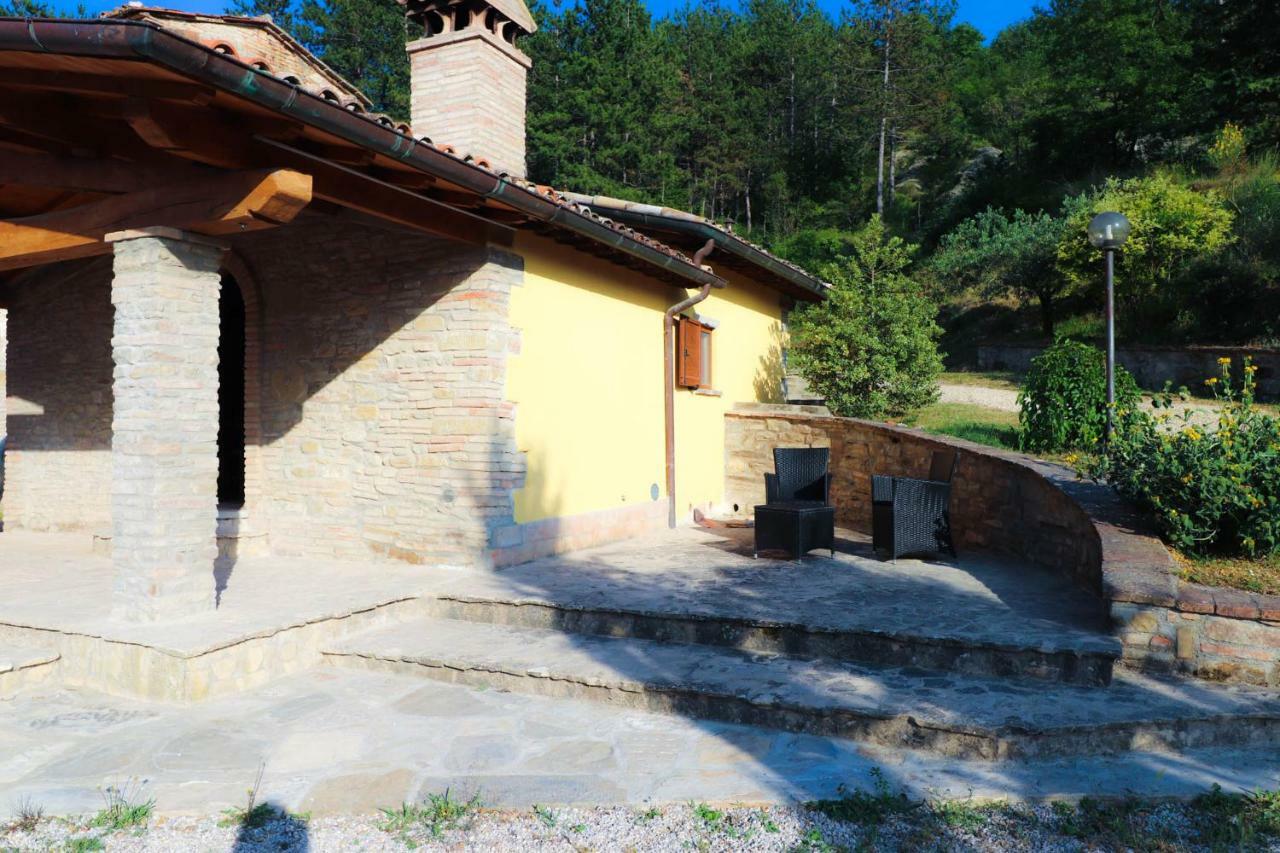 Agriturismo La Tana Citta di Castello Bagian luar foto